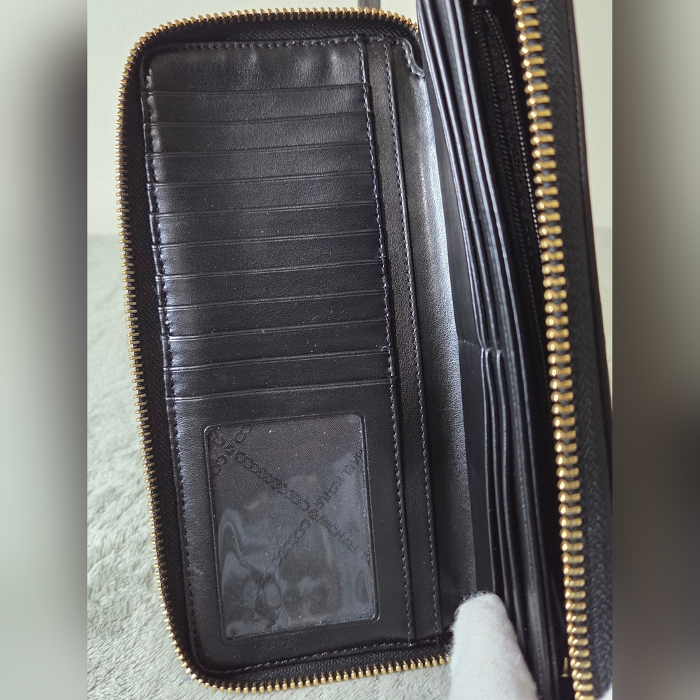 * Michael Kors MK Crimson Signature JetSet Travel Continental Large Wallet Black - Picture 12 of 13